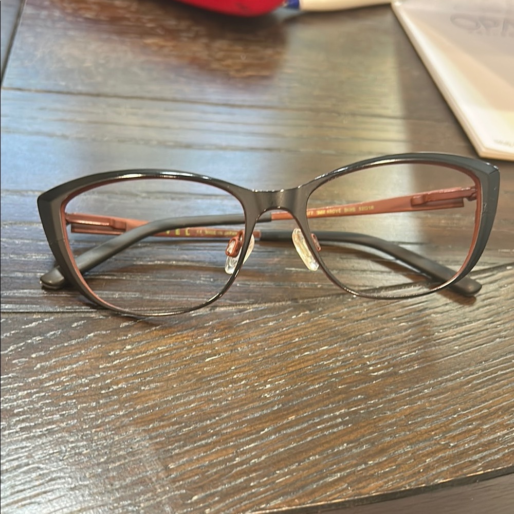 Elegant Black and Brown titanium Women's Glasses
